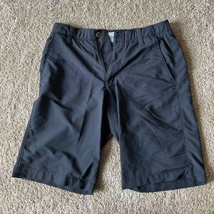 Under Armour Mens 32W Black Golf Shorts